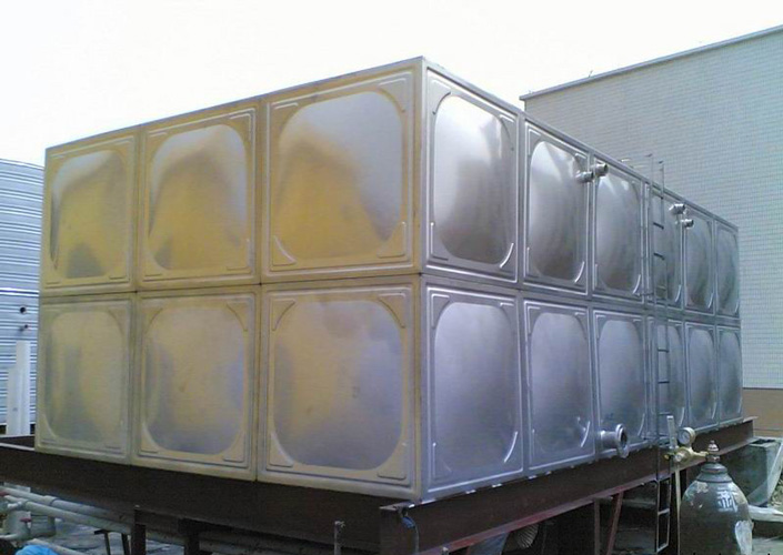 方形不锈钢保温水箱20.jpg